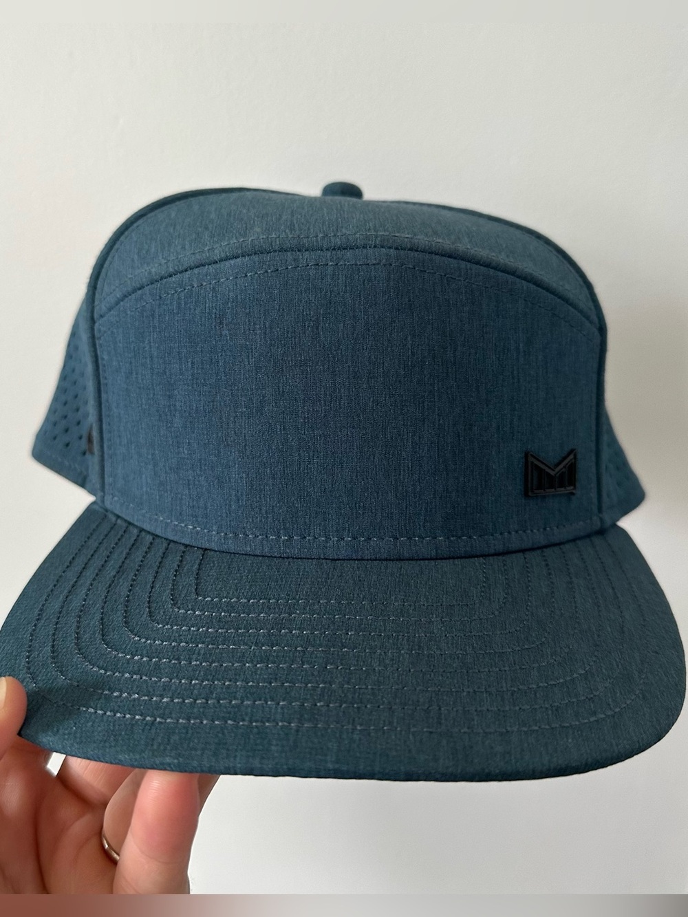 Melin hat